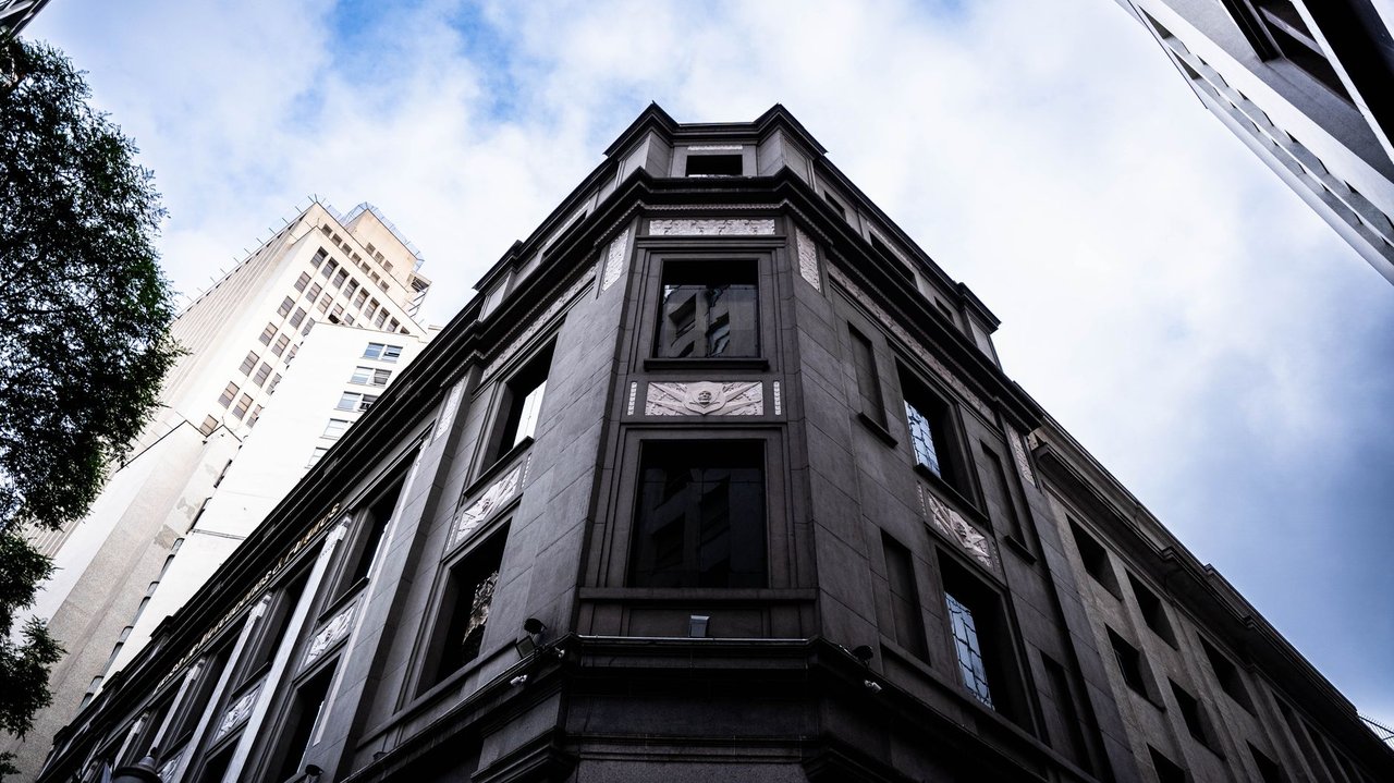 O legado de Barretão: Como o empreendedorismo cultural sobrevive com Selic a 14,25%
